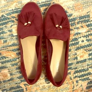 Maroon, suede dress shoes for women